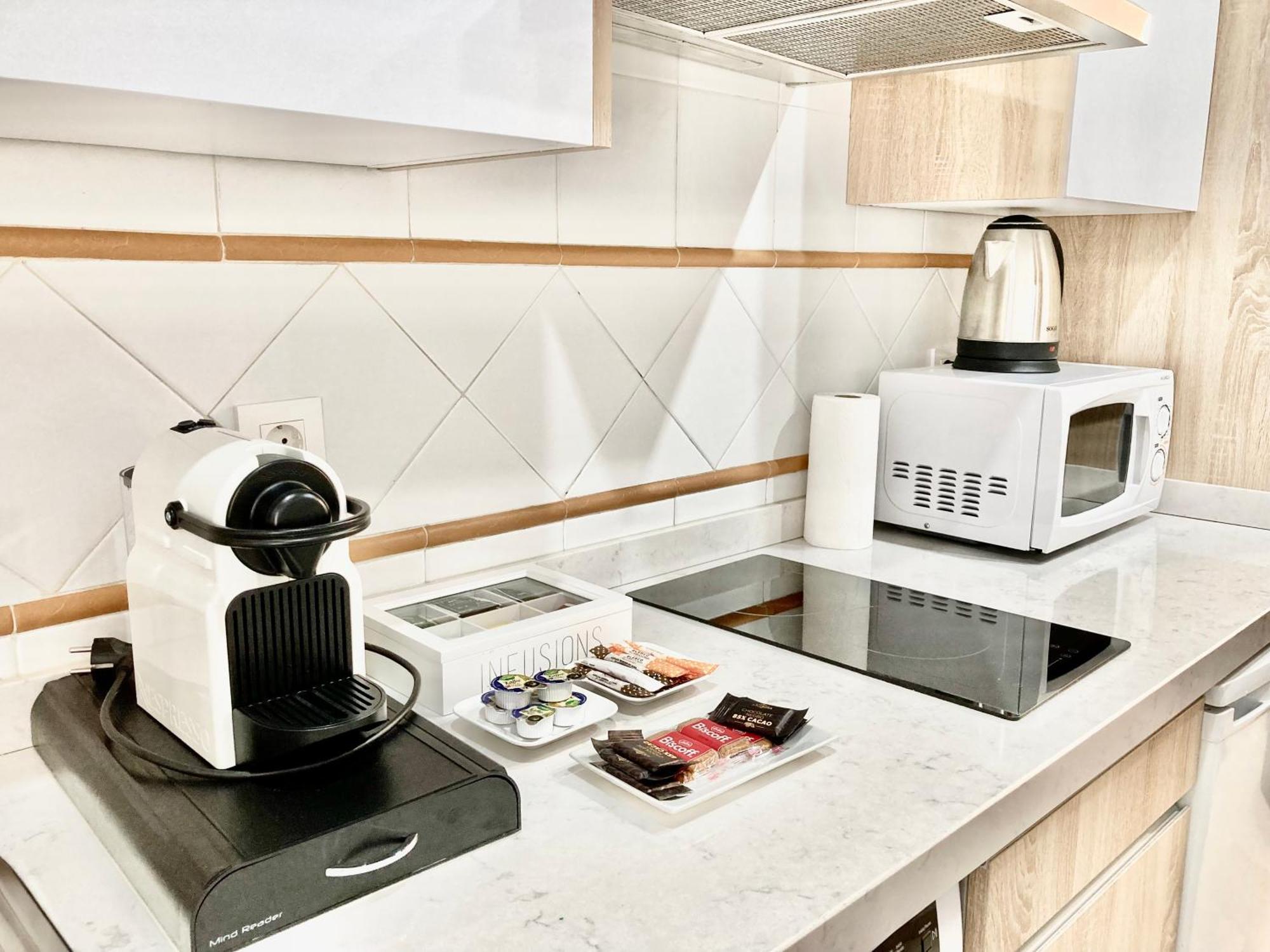 Apartamentos Nuria 19 Granada Kültér fotó