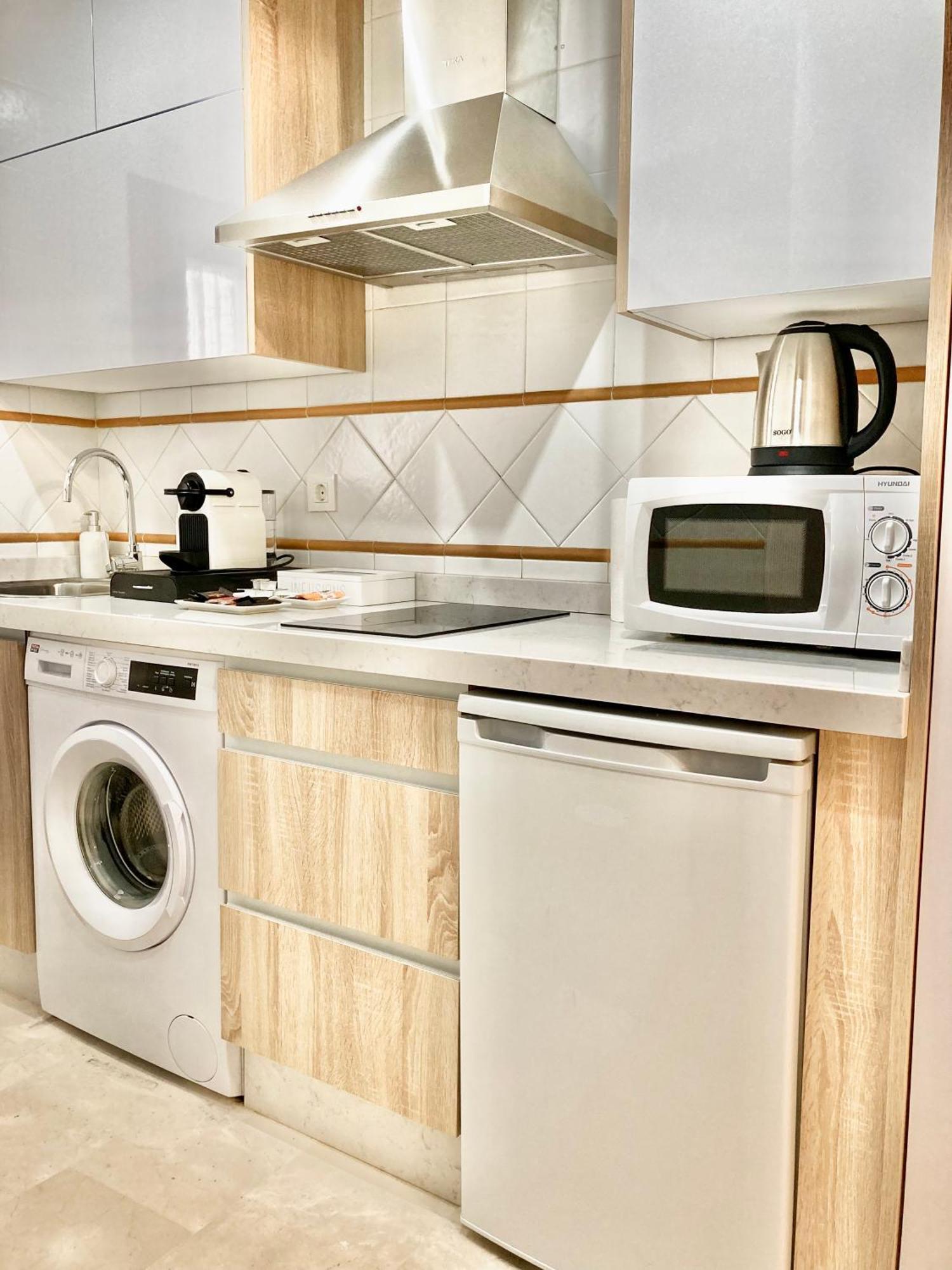 Apartamentos Nuria 19 Granada Kültér fotó